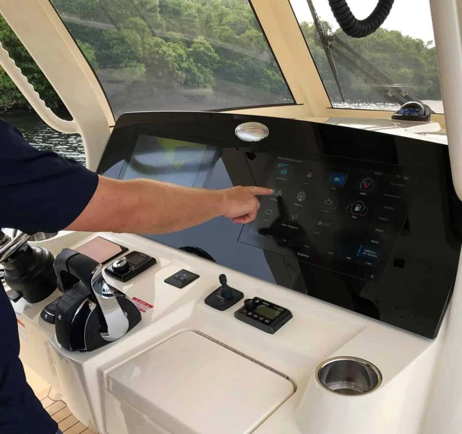 Scout 330 LXF — foto 4