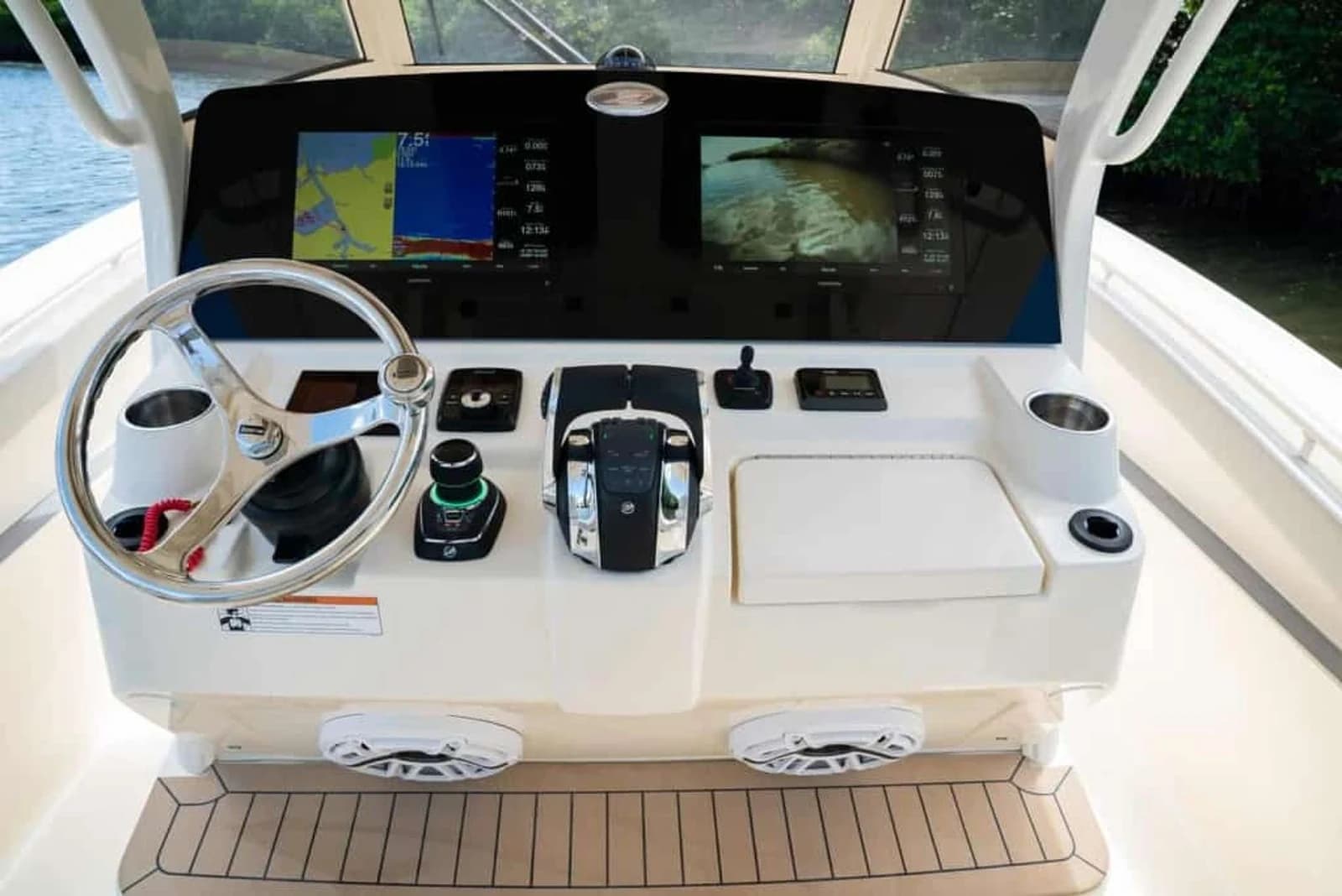 Scout 330 LXF — foto 9