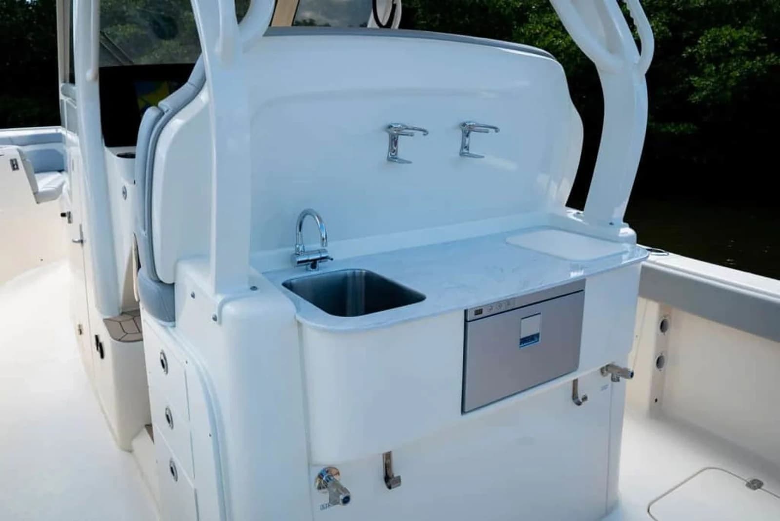 Scout 330 LXF — foto 11