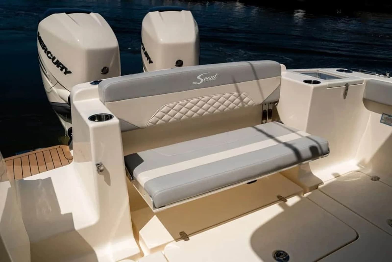 Scout 330 LXF — foto 12