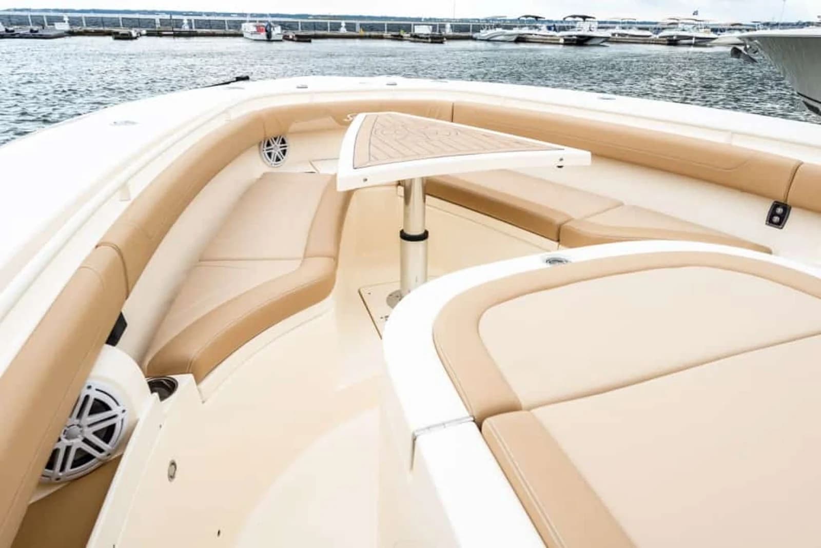 Scout 355 LXF — foto 9