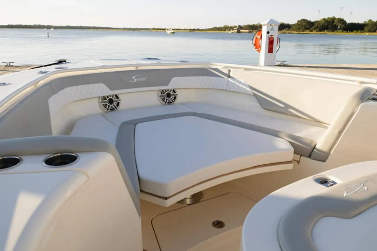 Scout 357 LXF — photo 4