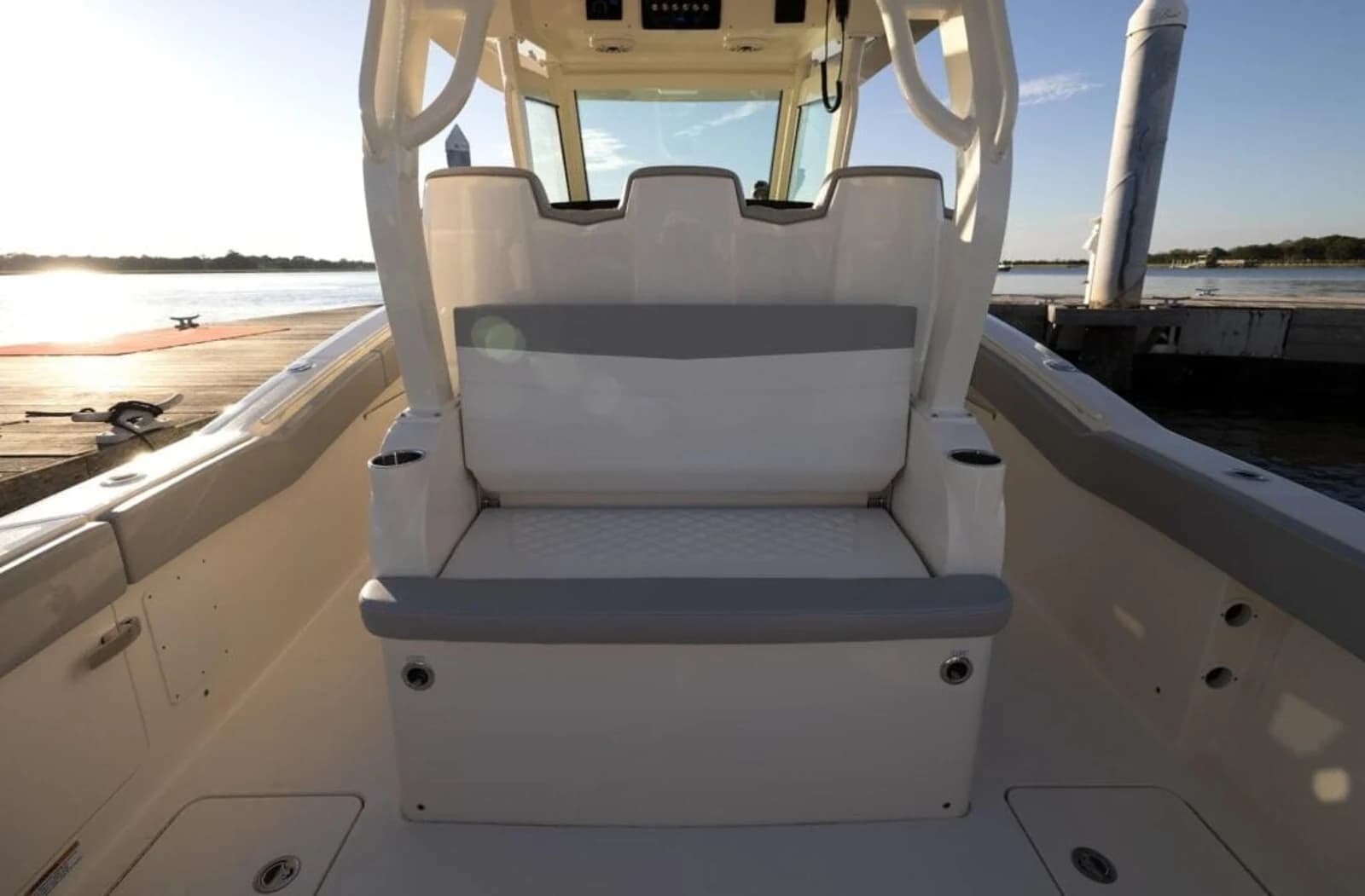 Scout 357 LXF — photo 9