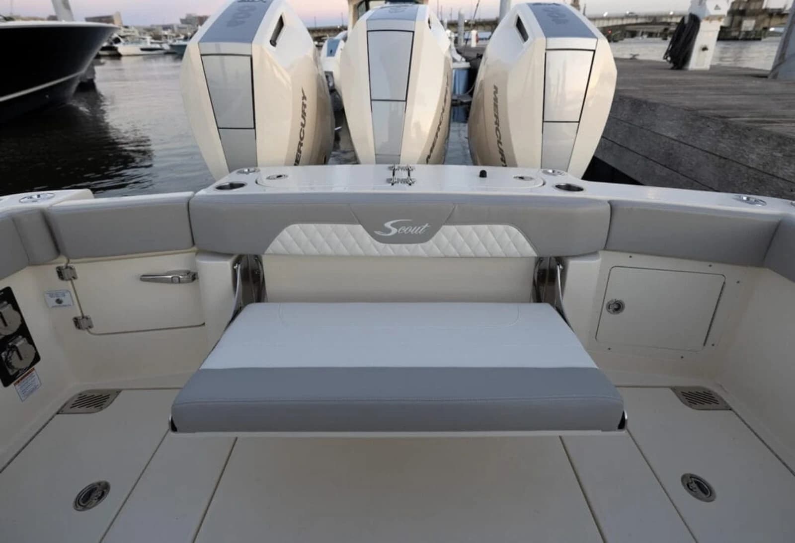 Scout 357 LXF — photo 10