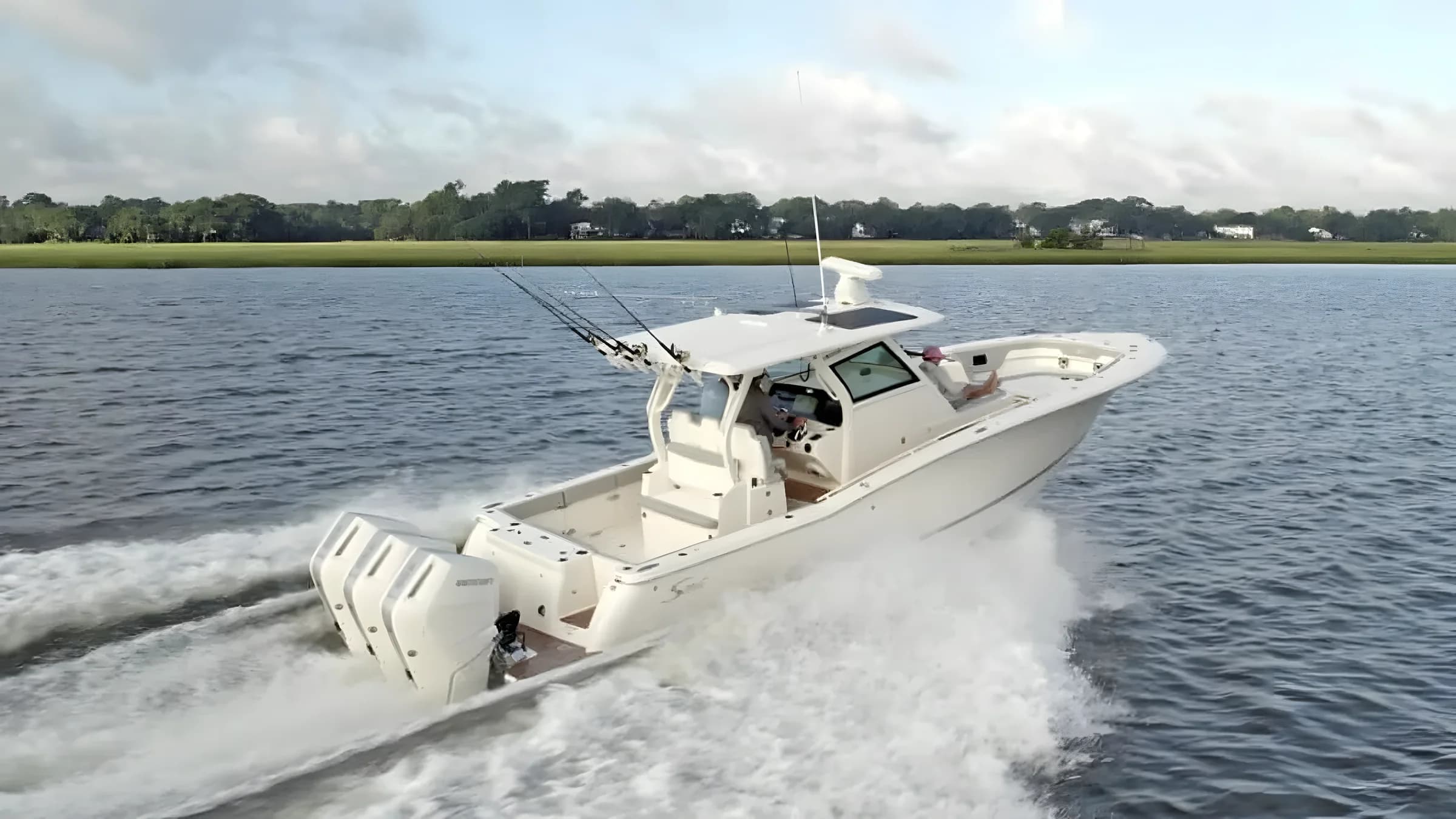 Scout 357 LXF 2027 — Bajo pedido