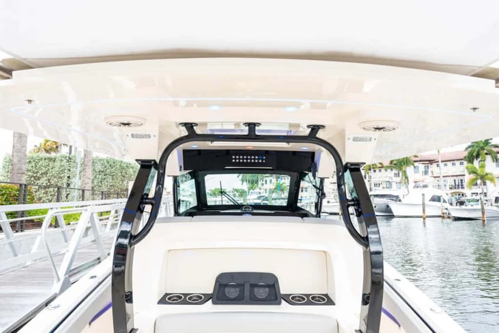 Scout 377 LXF — foto 13