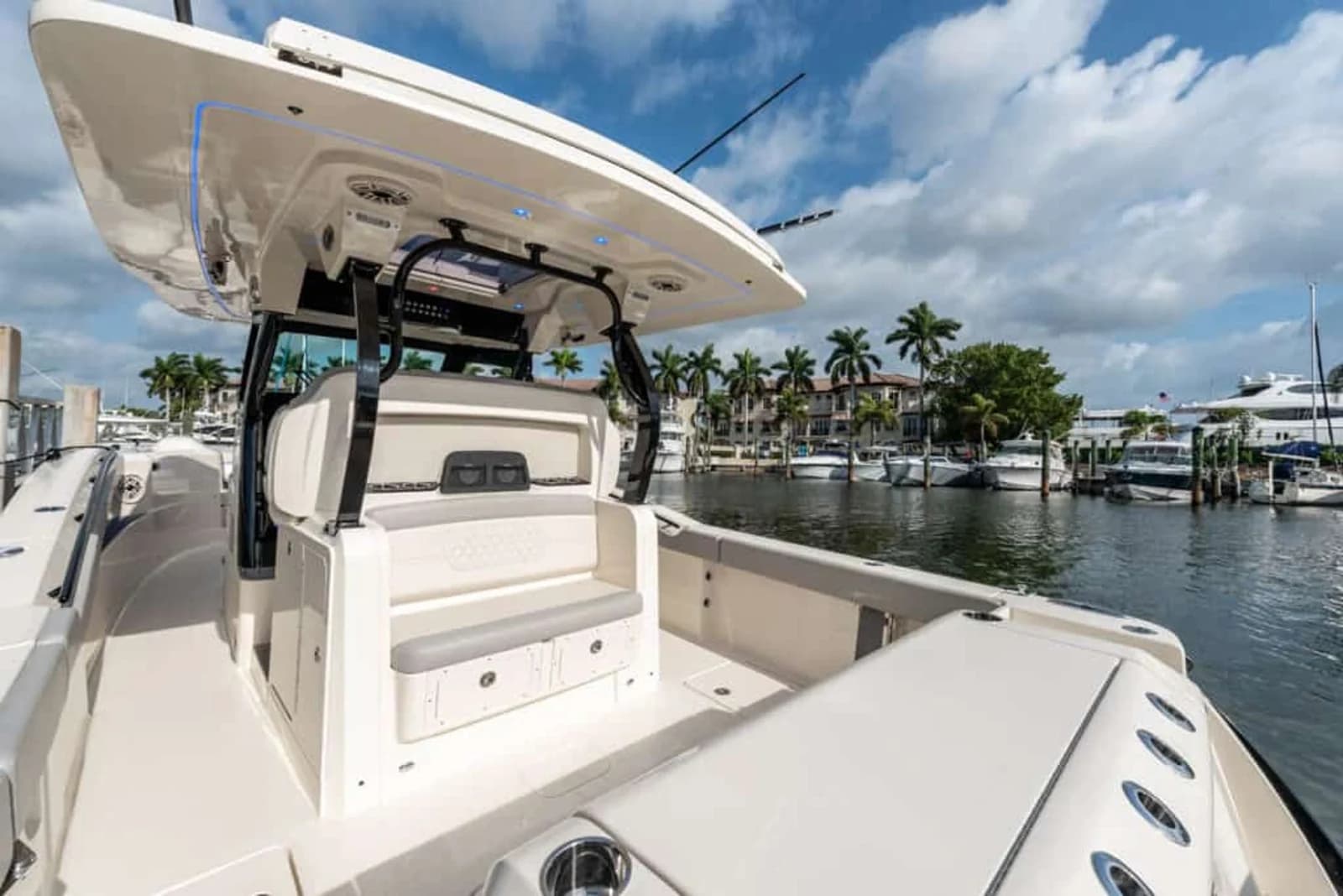 Scout 377 LXF — foto 18