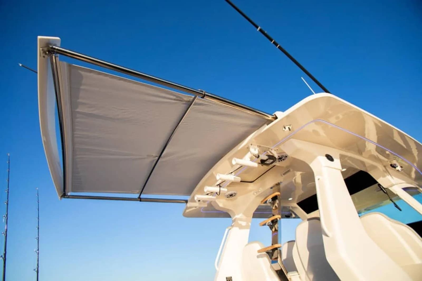 Scout 425 LXF — foto 11