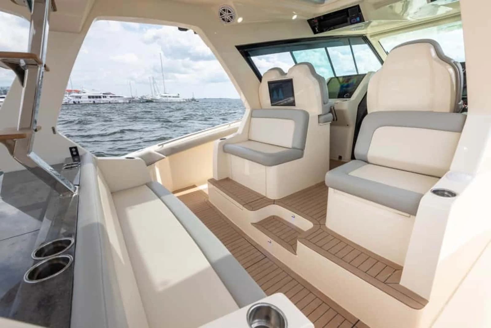 Scout 530 LXF — foto 10