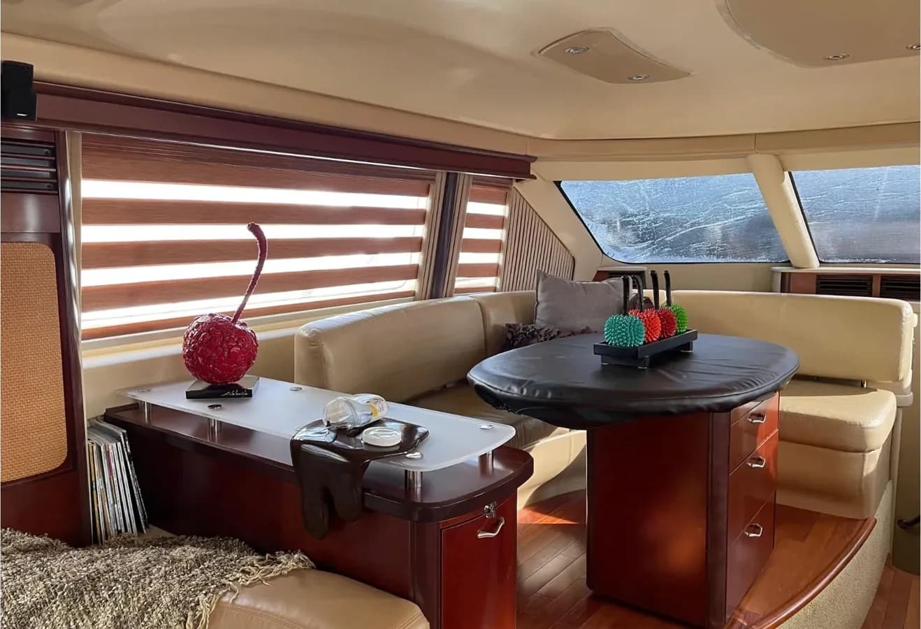 Sea Ray Sedan Bridge — foto 6