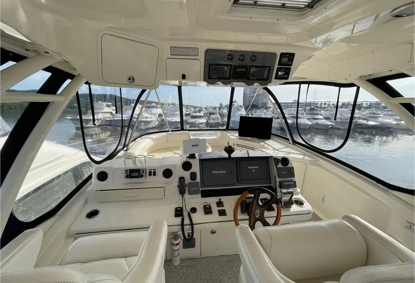 Sea Ray Sedan Bridge — foto 14