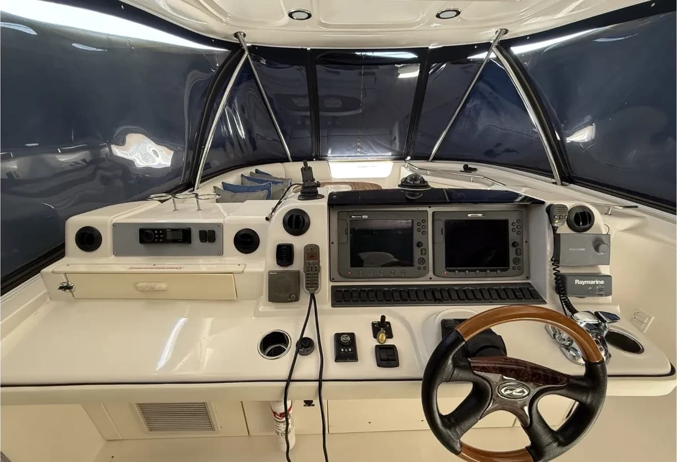Sea Ray Sedan Bridge — foto 2