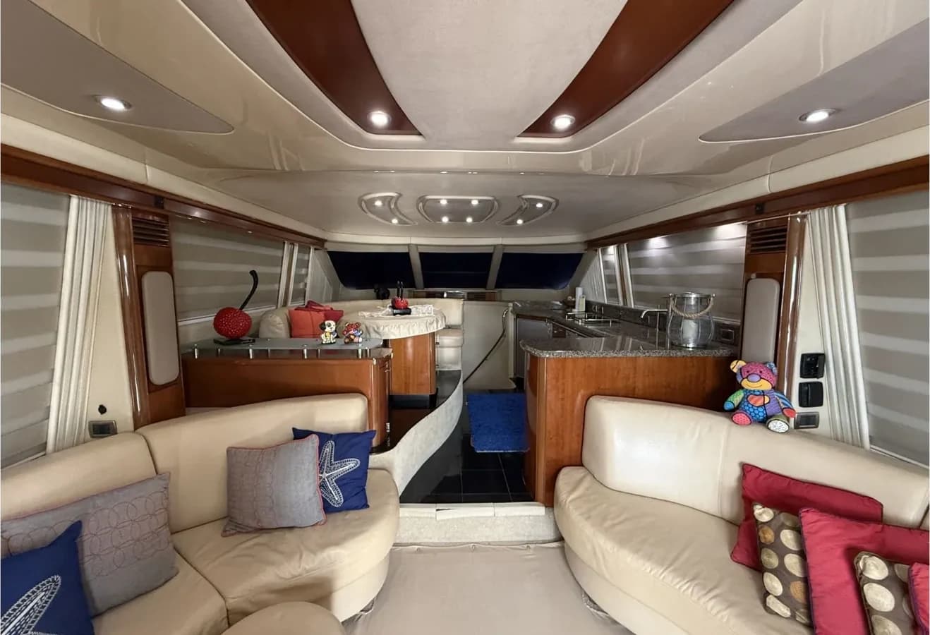 Sea Ray Sedan Bridge — foto 5