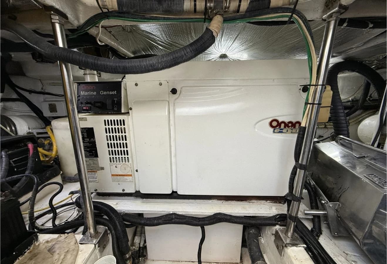 Sea Ray Sedan Bridge — foto 17