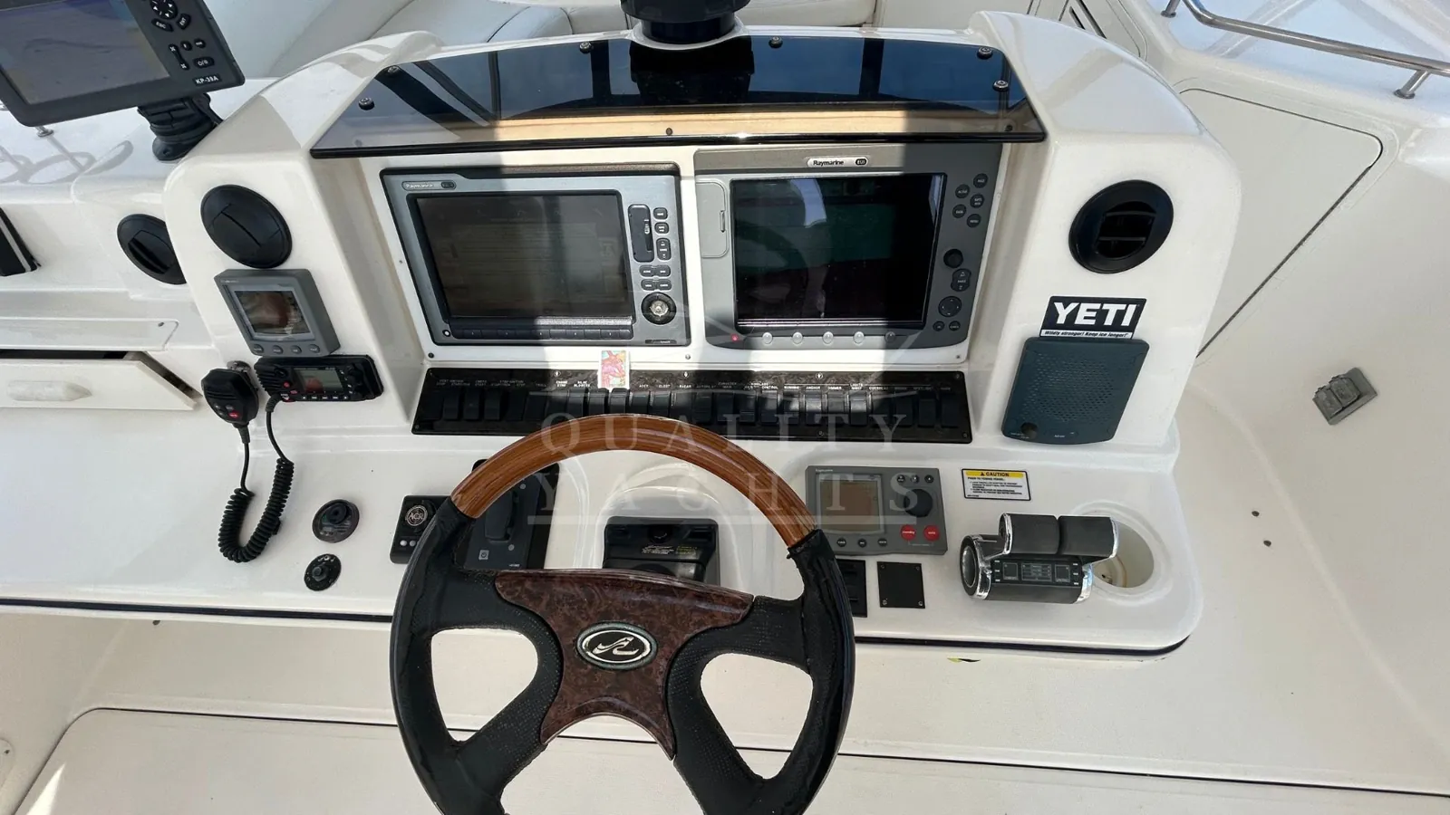 Sea Ray Sedan Bridge — foto 6