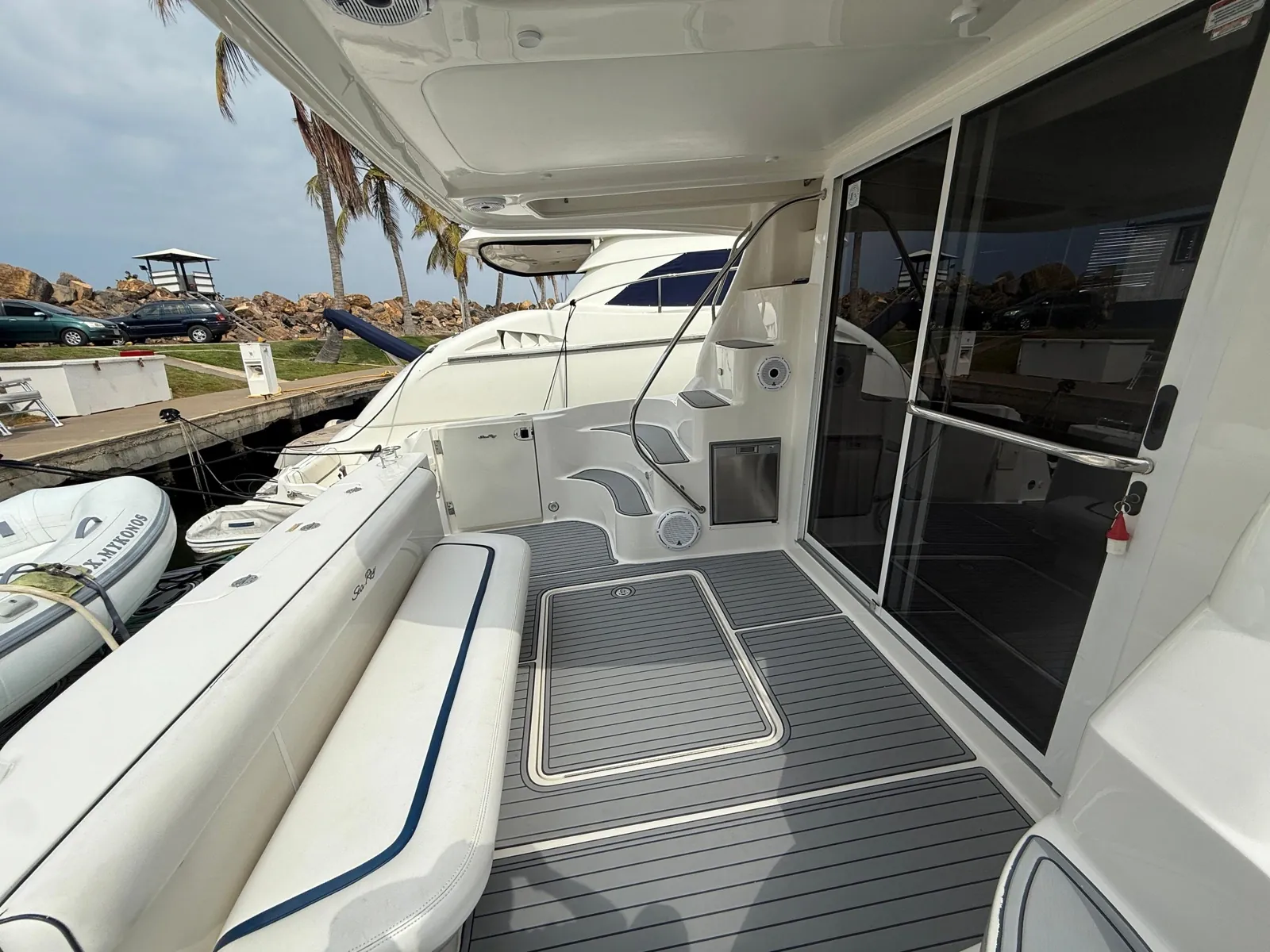 Sea Ray Sedan Bridge — foto 13