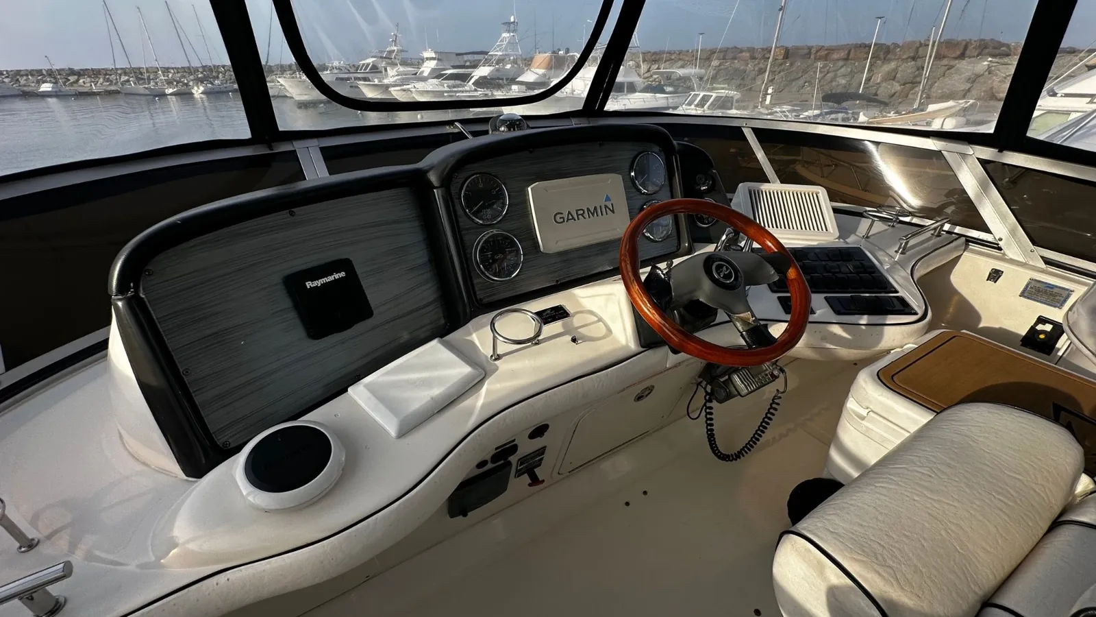 Sea Ray Sedan Bridge — foto 3