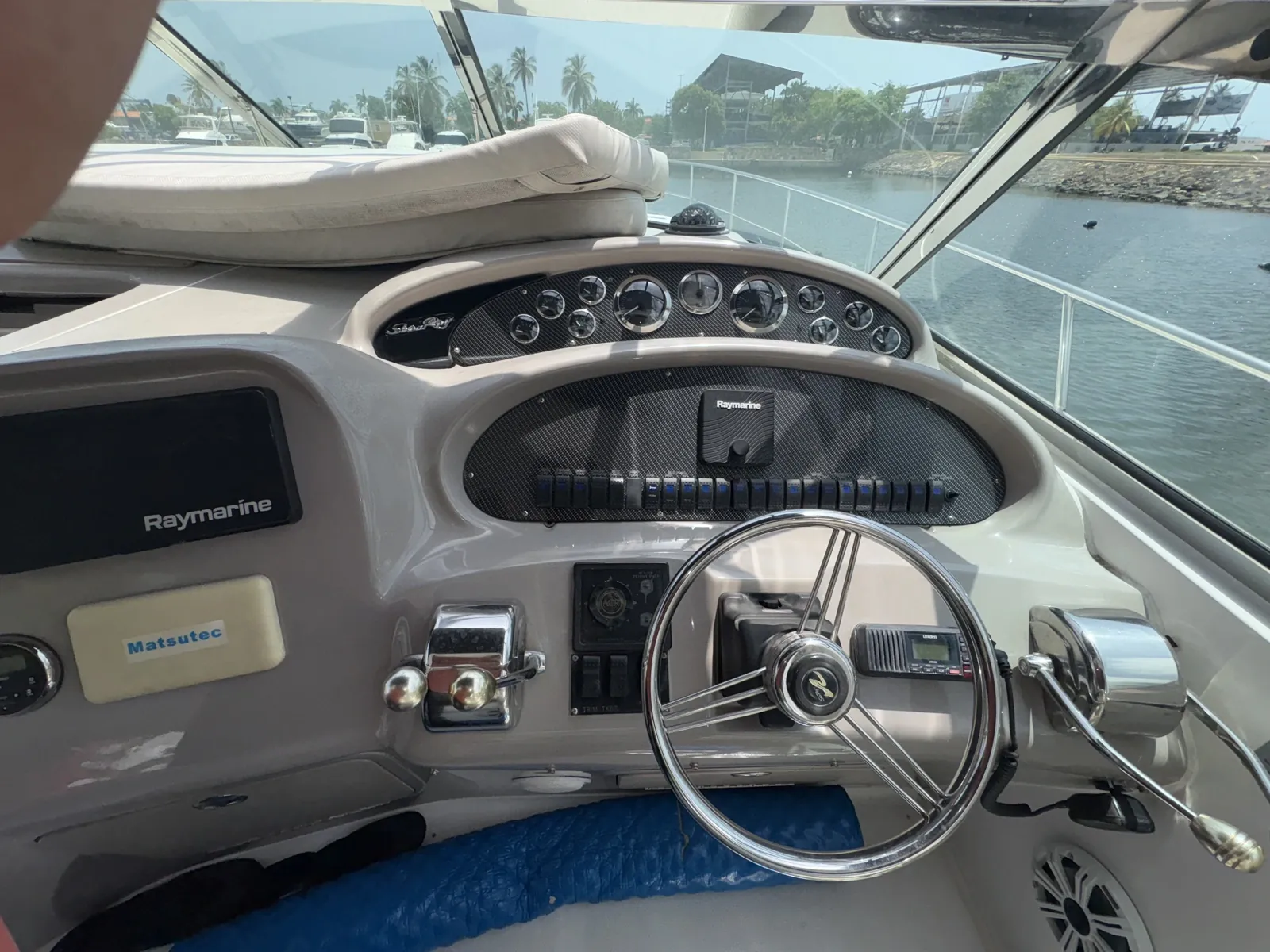 Sea Ray Sundancer — foto 9