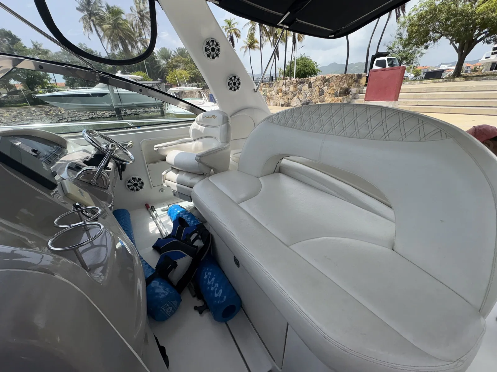 Sea Ray Sundancer — foto 10