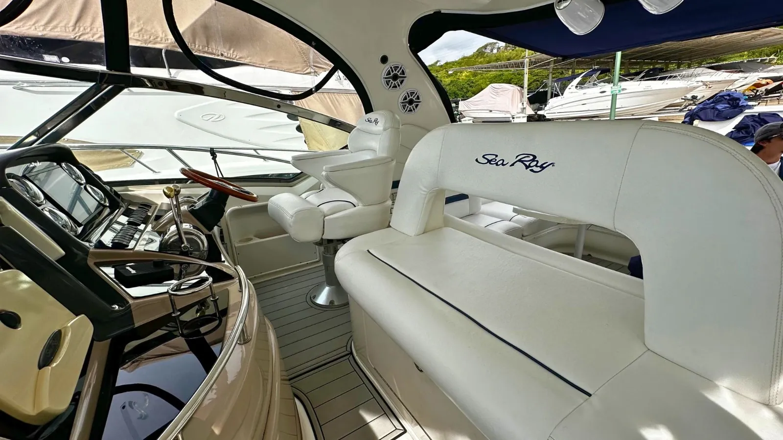 Sea Ray Sundancer — foto 5