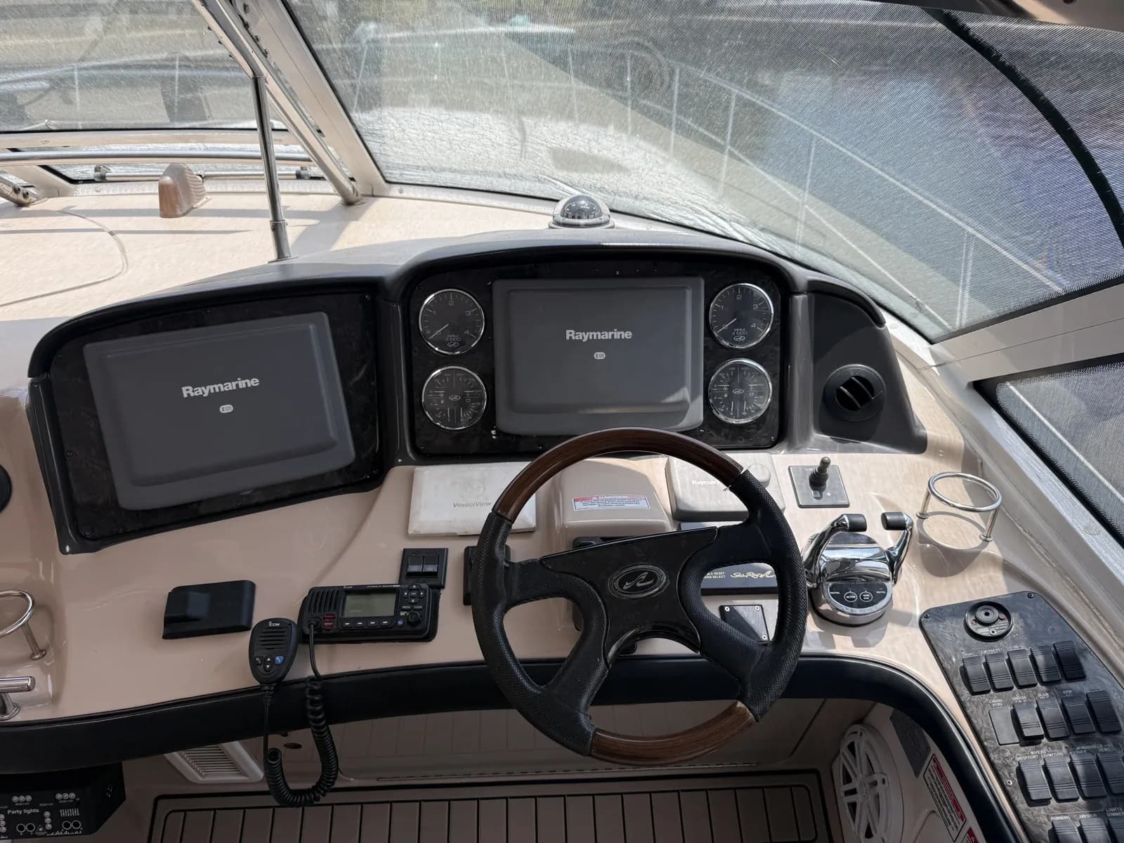 Sea Ray Sundancer — foto 2