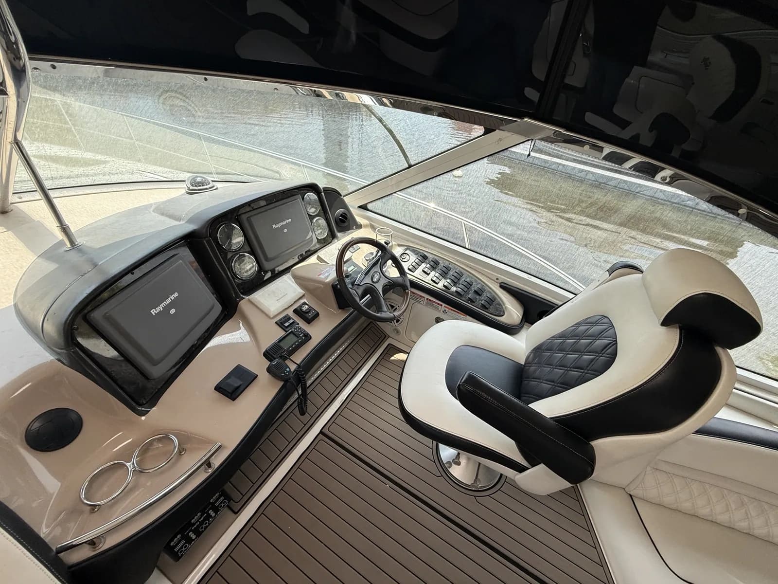 Sea Ray Sundancer — foto 3
