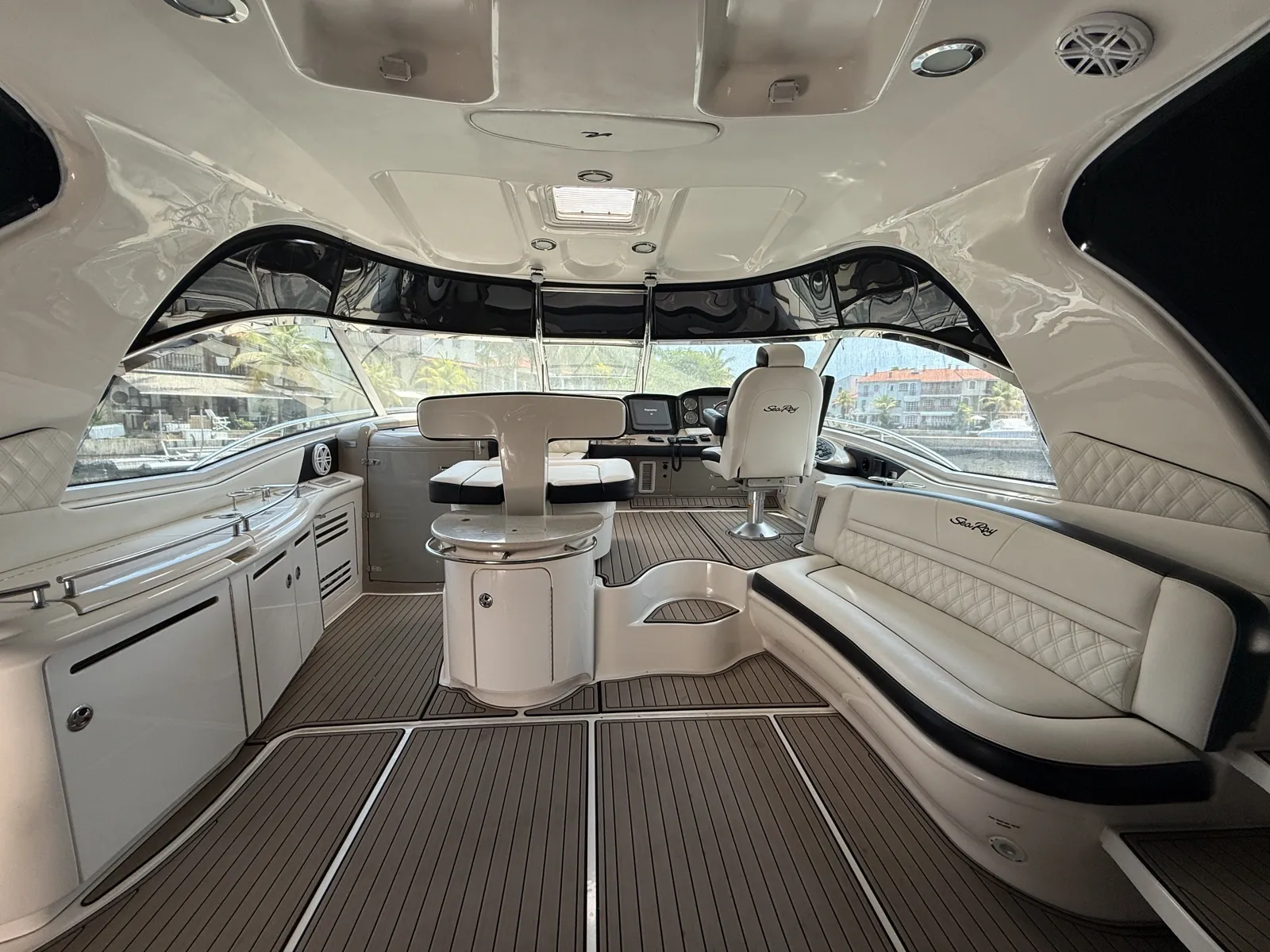 Sea Ray Sundancer — foto 6
