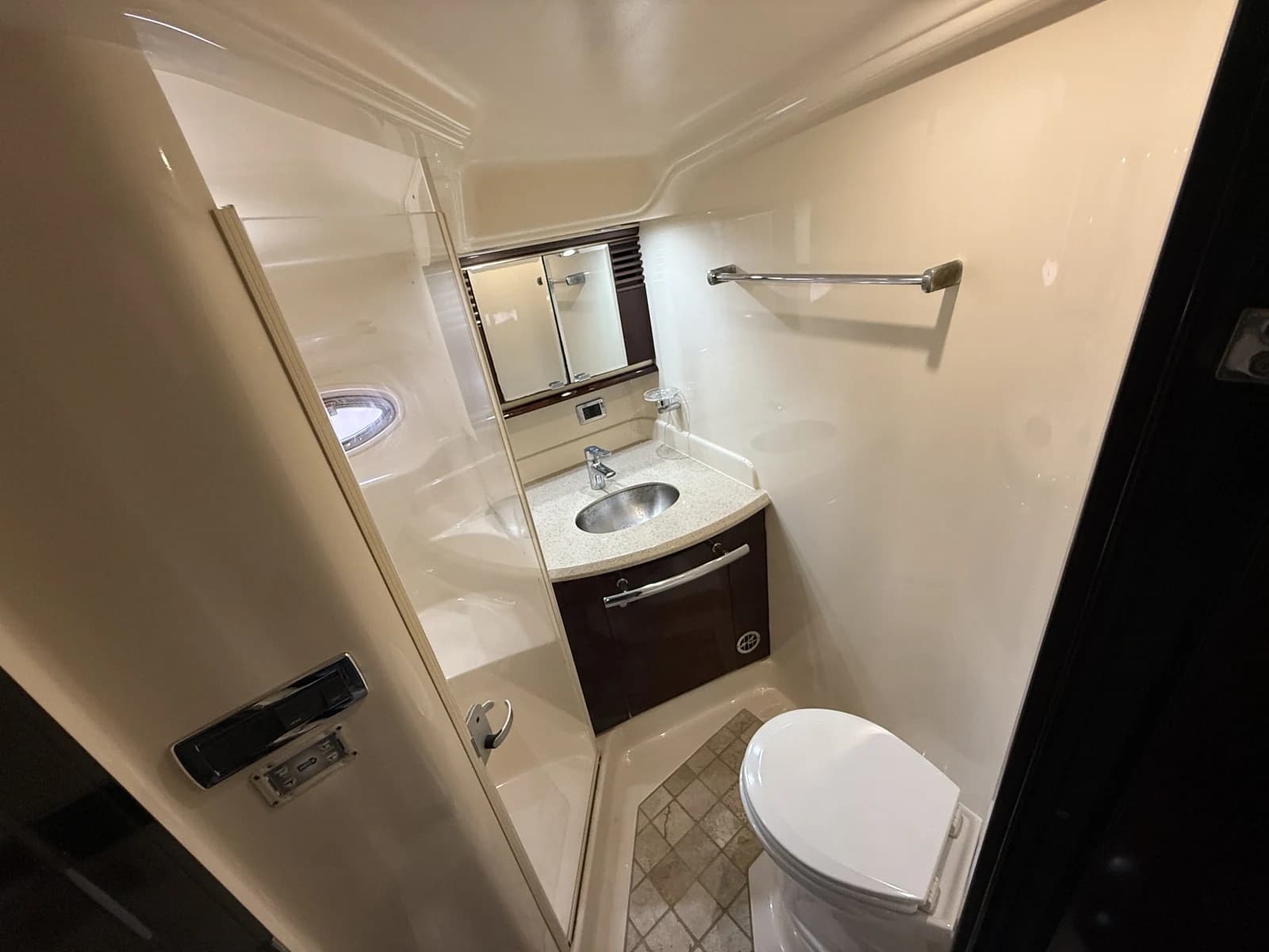 Sea Ray Sundancer — foto 15