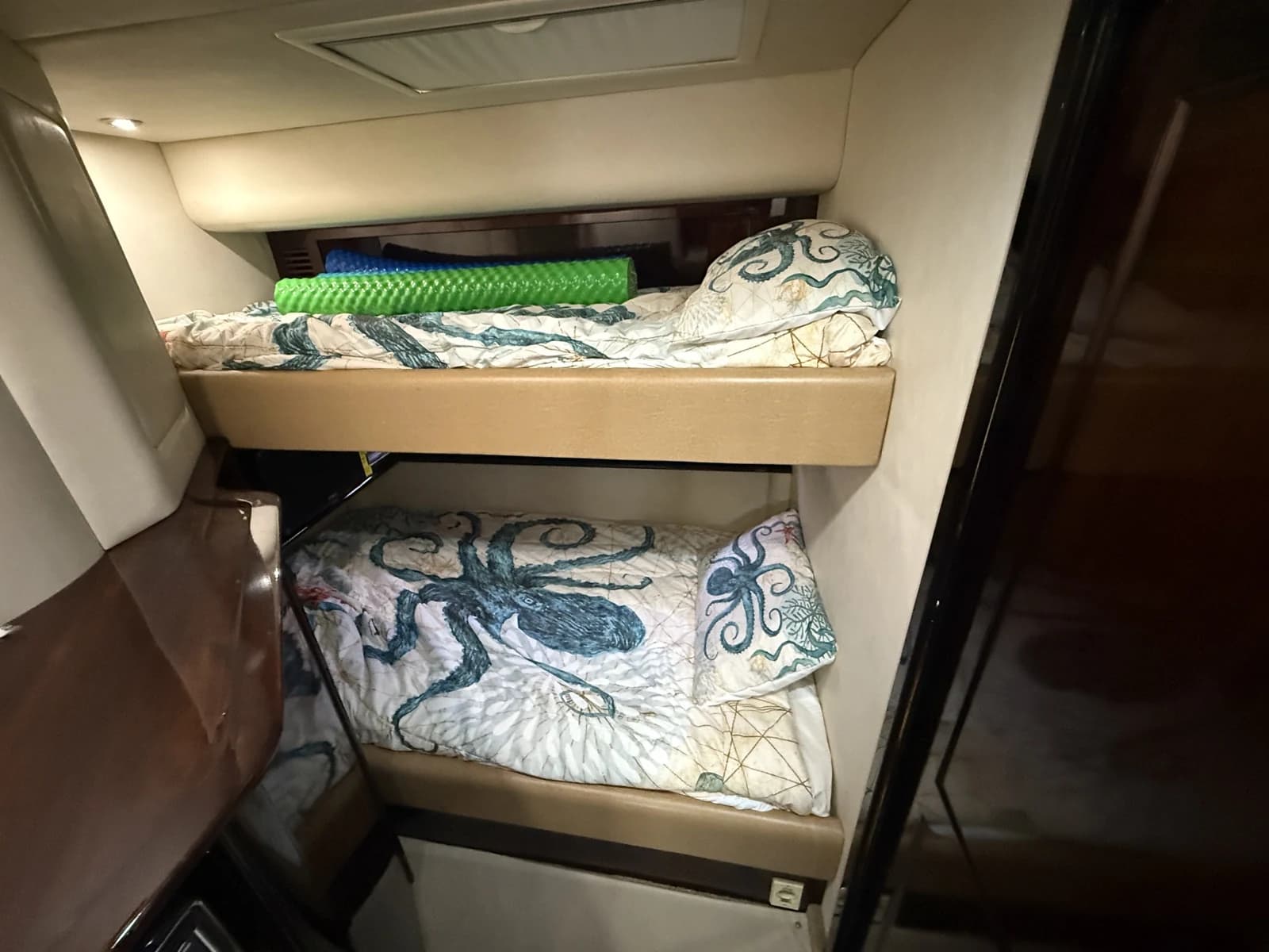 Sea Ray Sundancer — foto 17