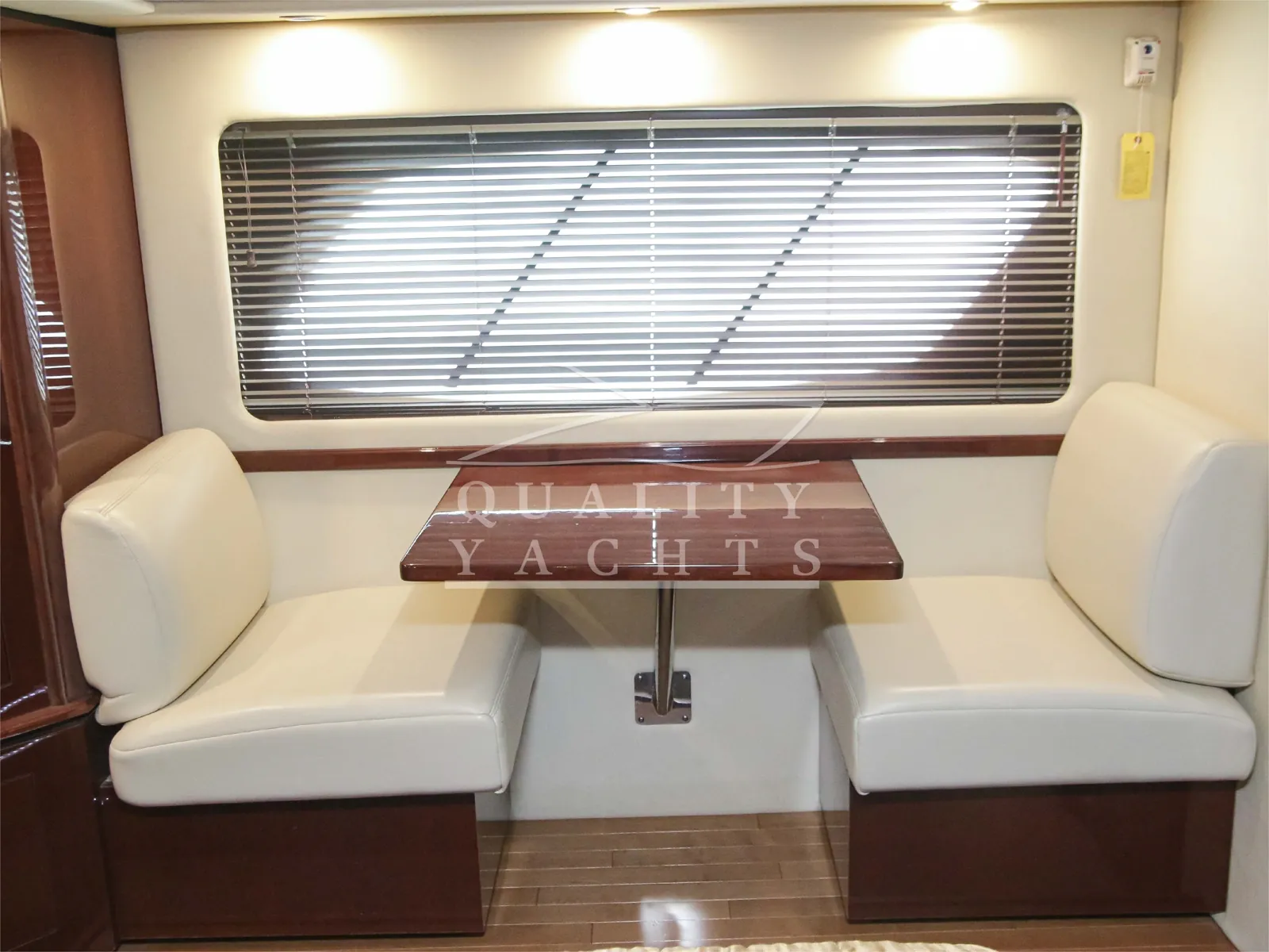 Sea Ray Sundancer — foto 13