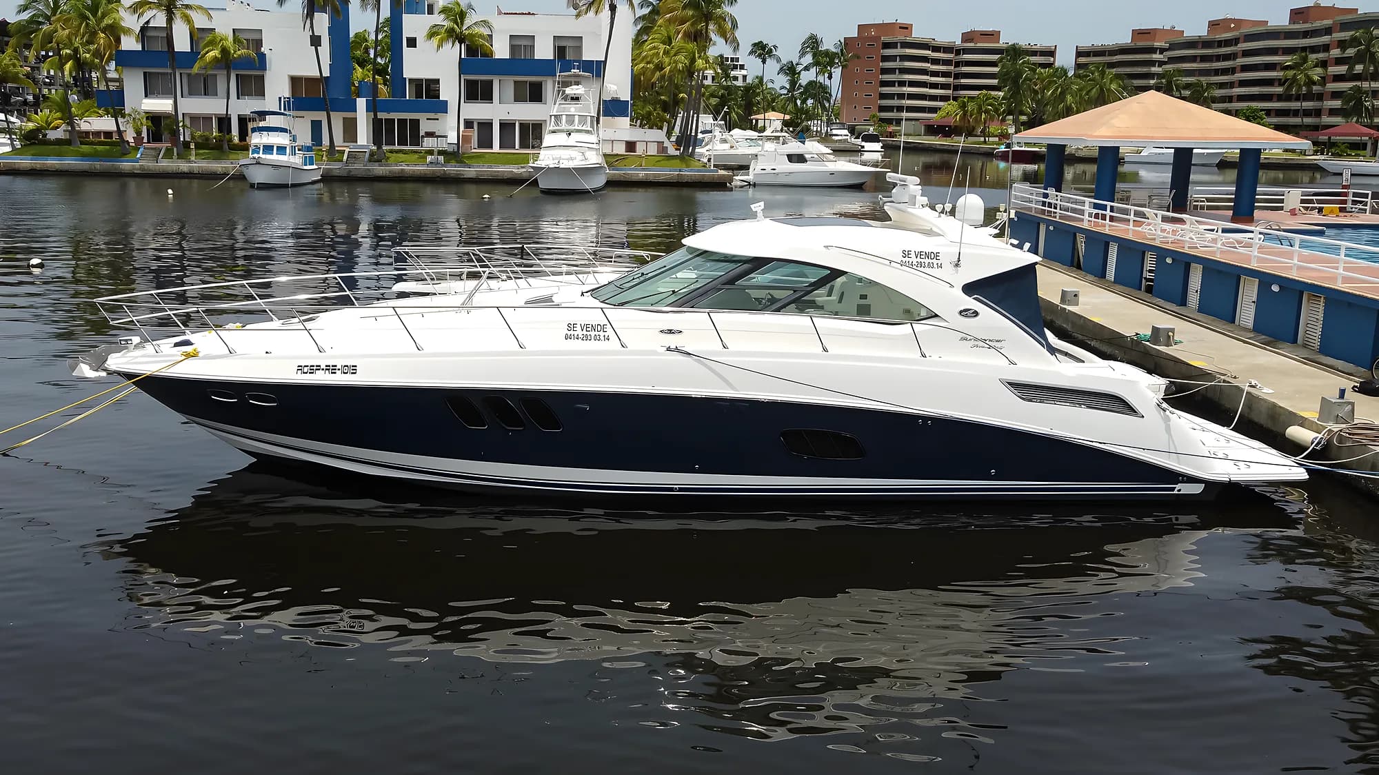 Sea Ray Sundancer 2011 — Caracas, Venezuela
