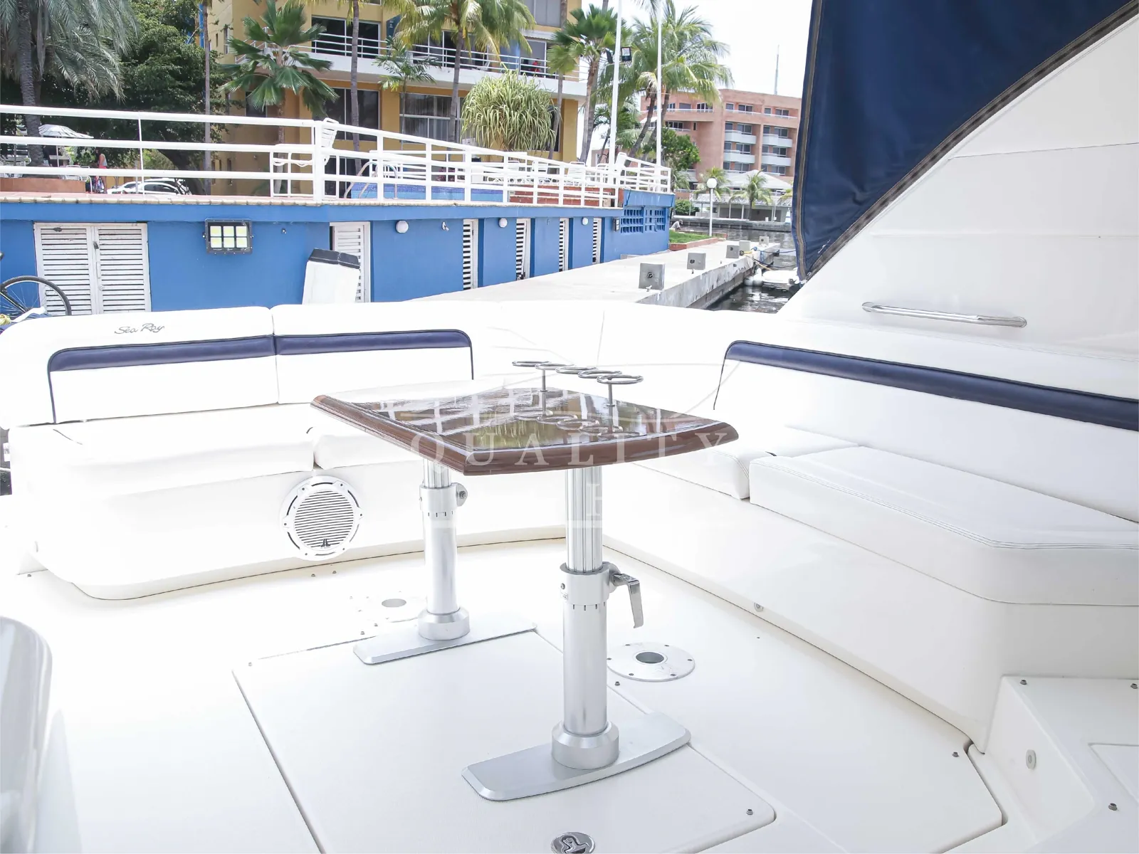 Sea Ray Sundancer — foto 8
