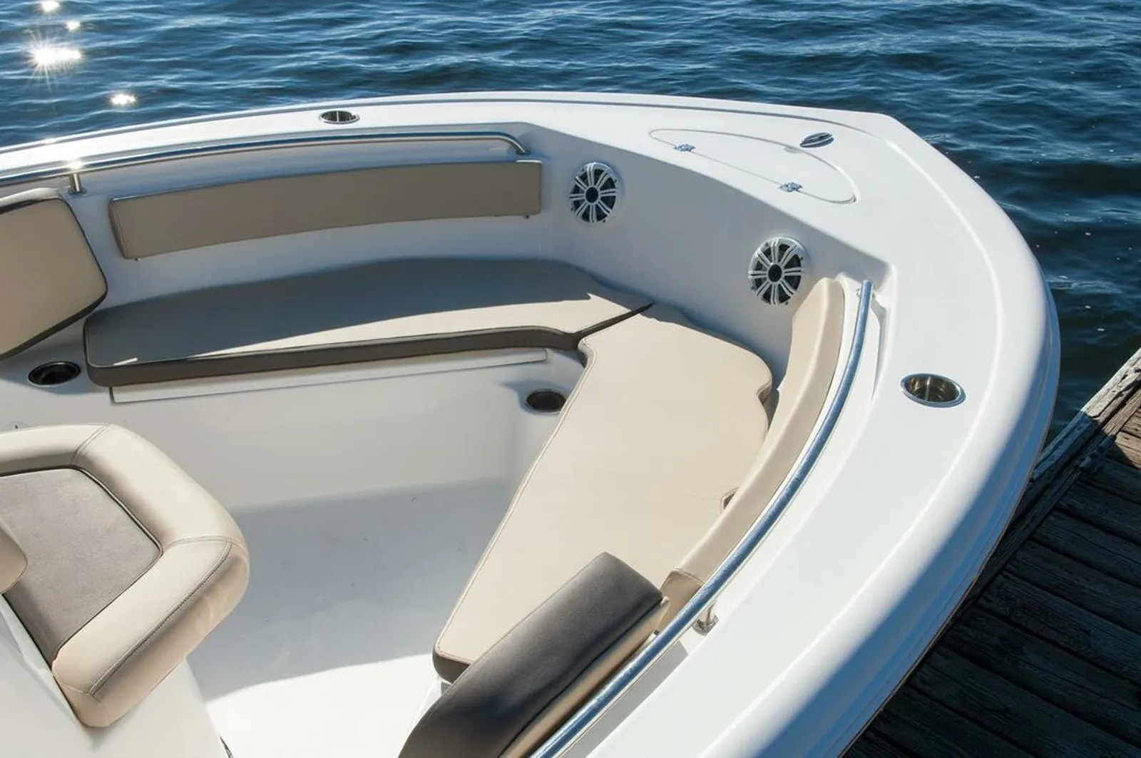 Tidewater 210 LXF — foto 2