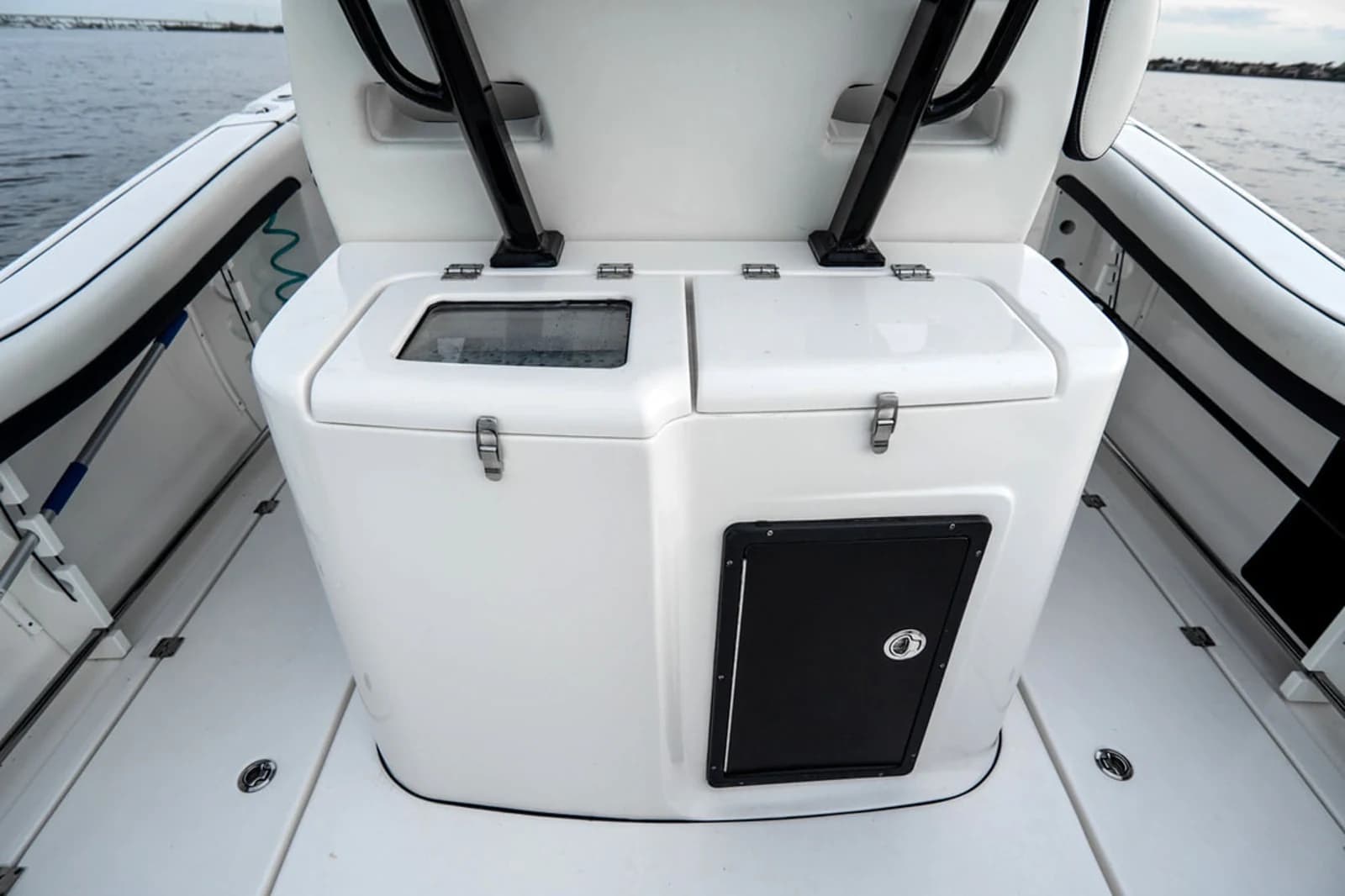 Tidewater 320 CC Adventure — foto 6