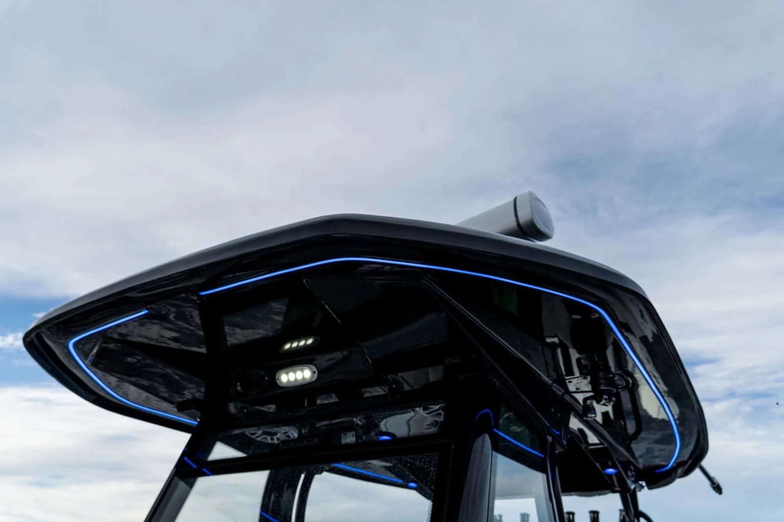 Tidewater 320 CC Adventure — foto 9