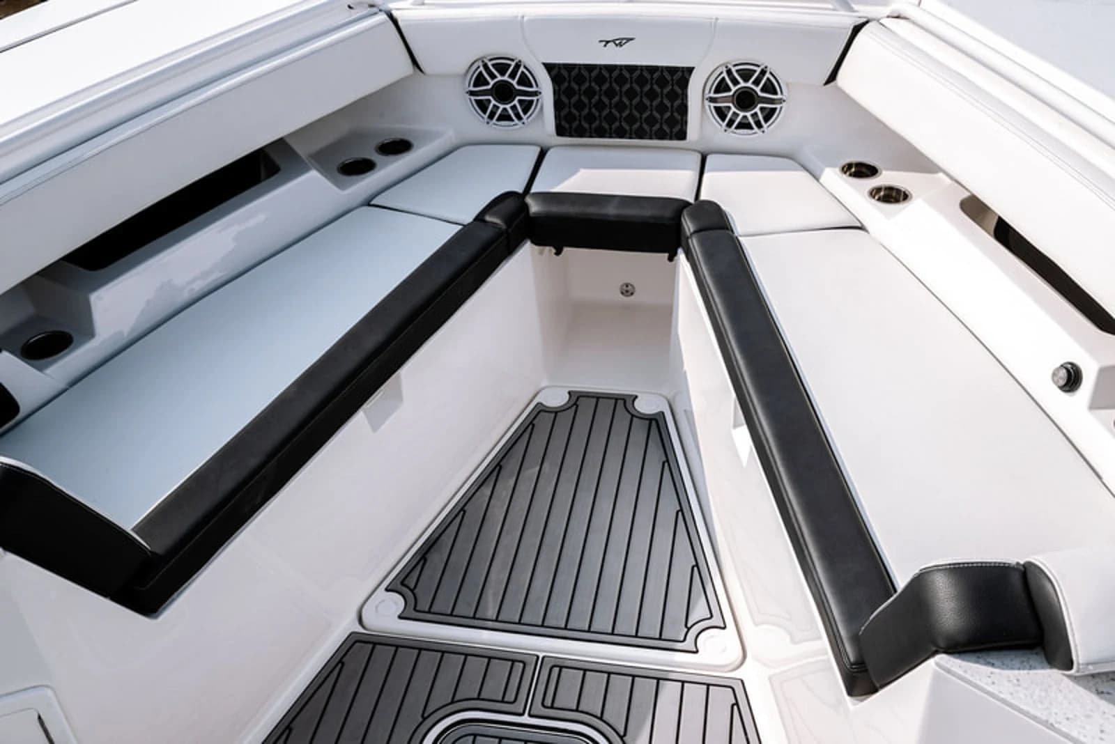Tidewater 380 CC Adventure — foto 8