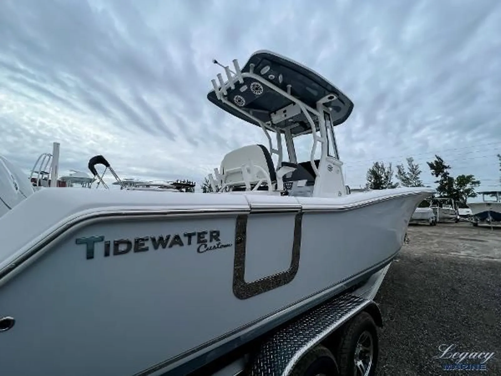 Tidewater CC Adventure 256 — foto 2