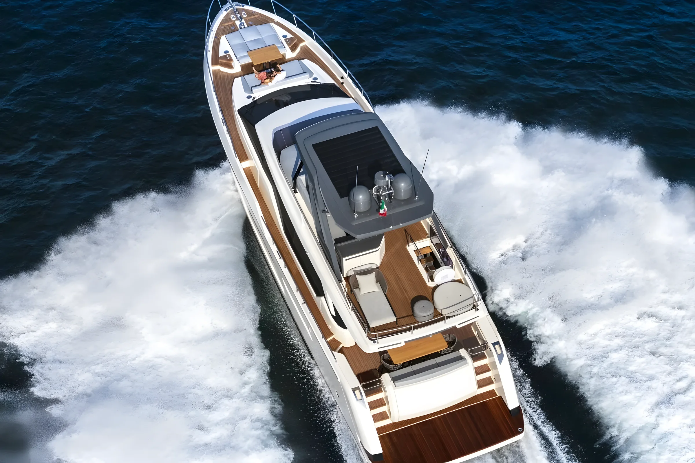 Ferretti 720 2027 — Bajo pedido