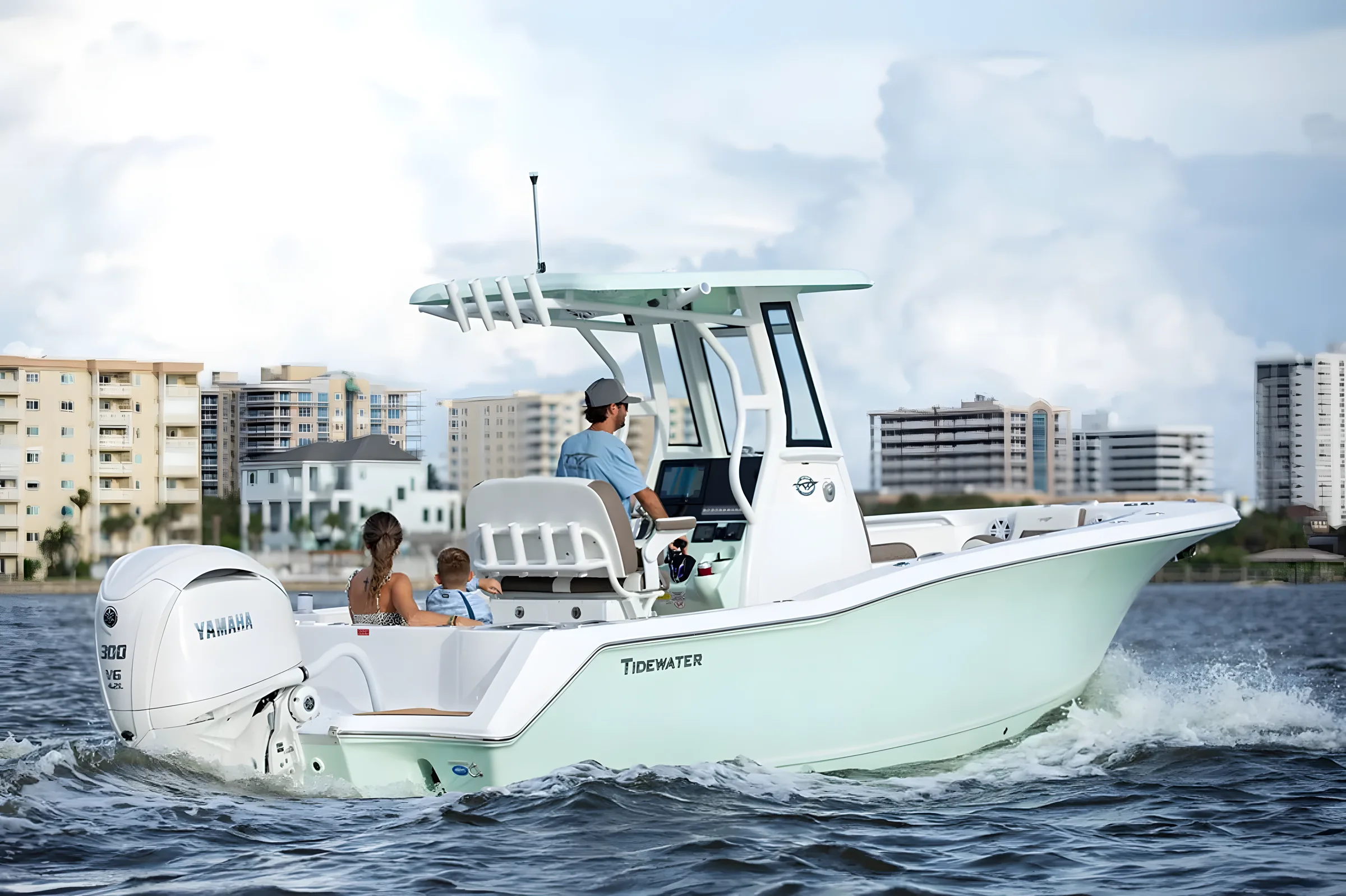 Tidewater 232 CC Adventure 2027 — Bajo pedido